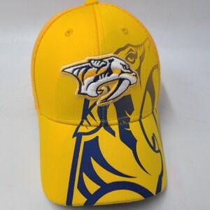 Nashville Predators Hat Fitted (Seems M-L) Mesh Reebok Yellow NHL Flex Casual